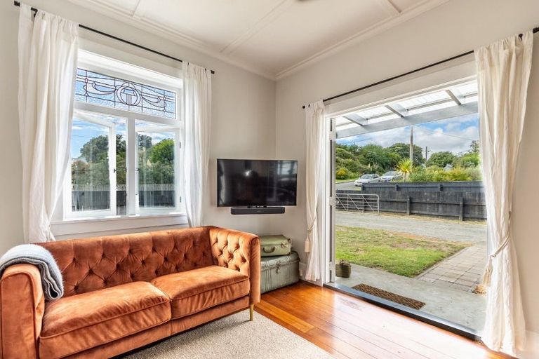 Photo of property in 27 Toi Street, Otaki Beach, Otaki, 5512