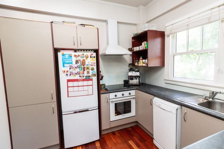 Photo of property in Zena Court, 1/11 Dufferin Street, Mount Victoria, Wellington, 6021