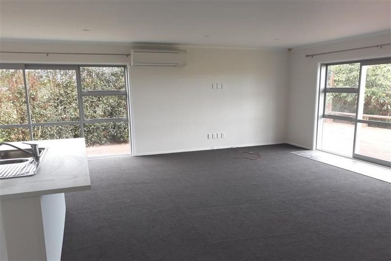 Photo of property in 15 Lowburn Avenue, Waipu, 0510