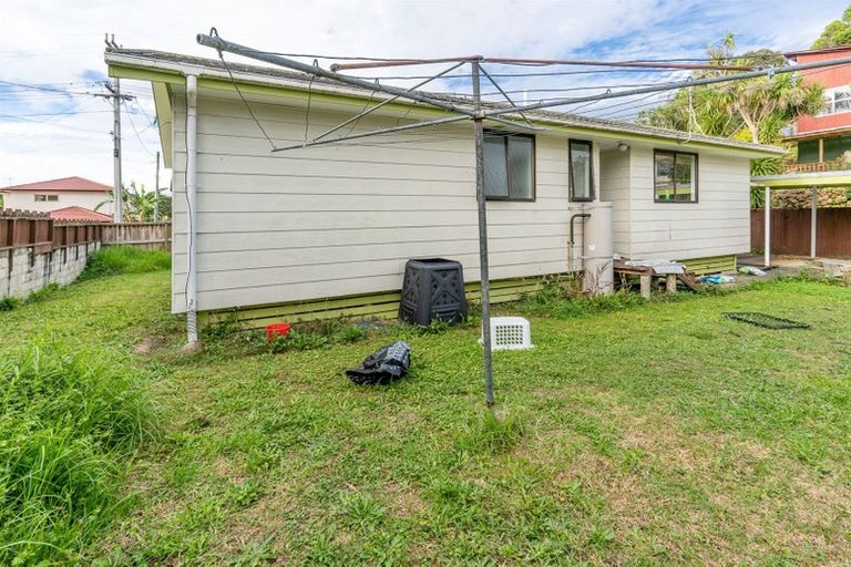 Photo of property in 2 Harrington Road, Henderson, Auckland, 0610