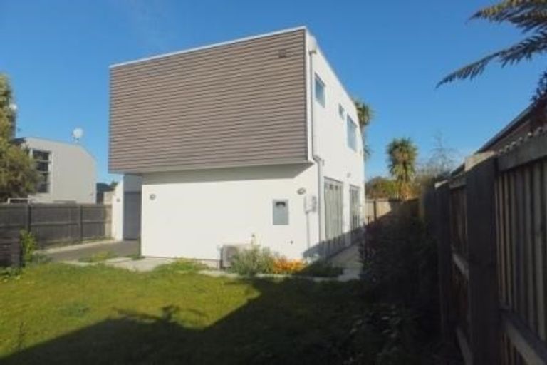 Photo of property in 20 Heywood Terrace, Richmond, Christchurch, 8013