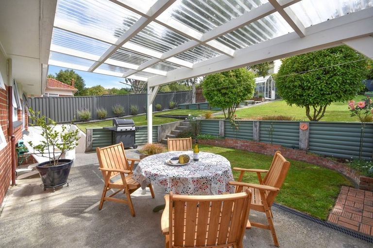 Photo of property in 285 Main South Road, Green Island, Dunedin, 9018