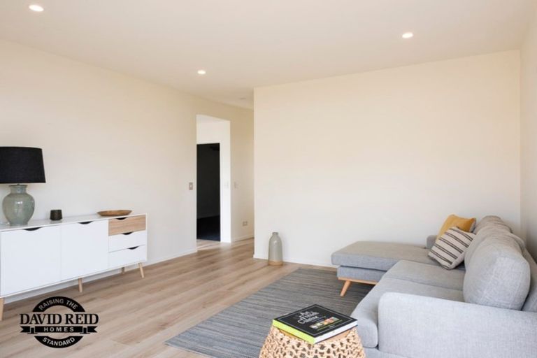 Photo of property in 32 Ngakoro Road, Karaka, Papakura, 2113