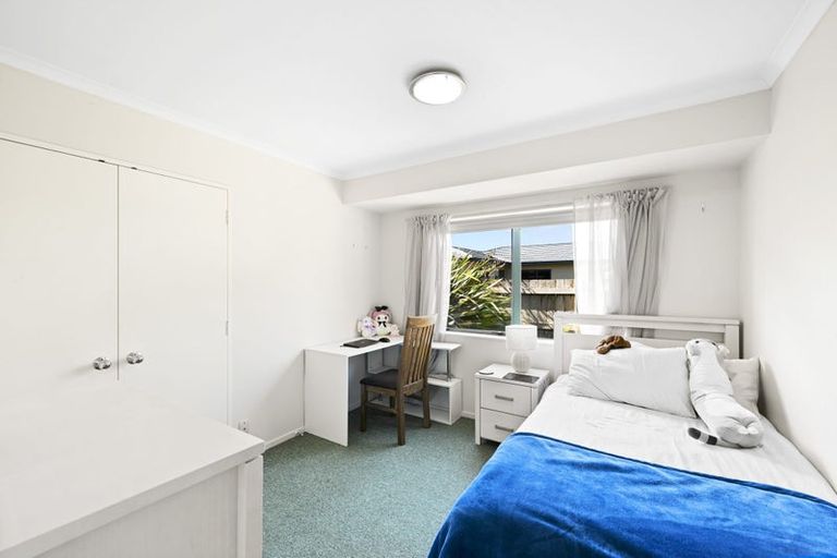 Photo of property in 33 Diomede Glade, Flagstaff, Hamilton, 3210