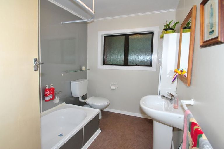 Photo of property in 13 Matthew Street, Abbotsford, Dunedin, 9018