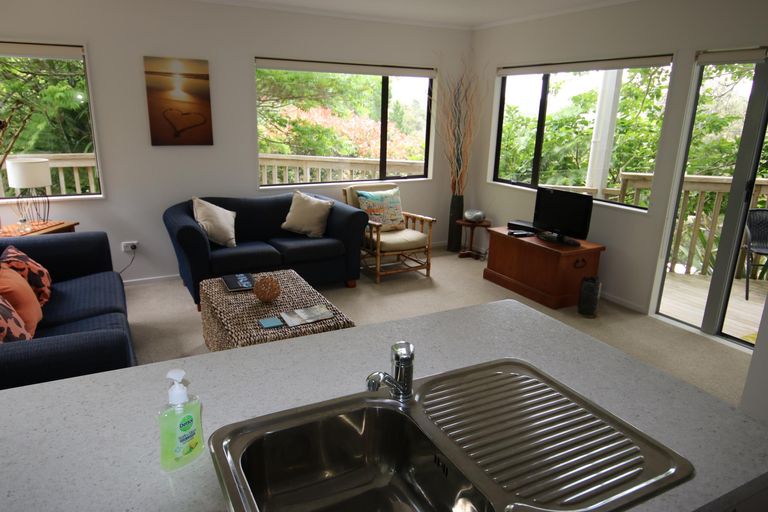 Photo of property in 19 Tui Grove, Paihia, 0200
