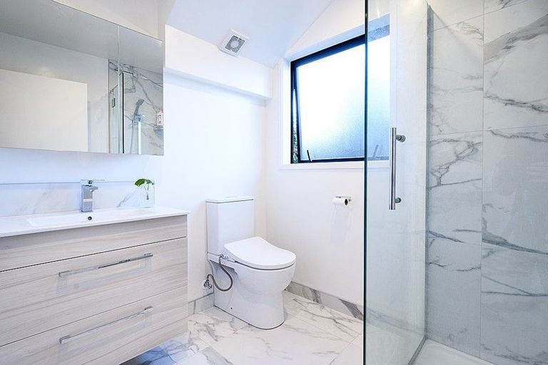 Photo of property in 11/59 Neil Avenue, Te Atatu Peninsula, Auckland, 0610