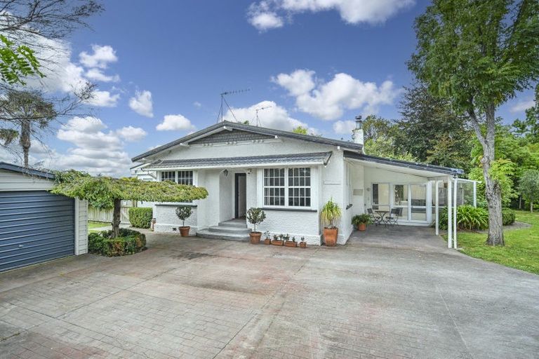 Photo of property in 140 Napier Road, Havelock North, 4130