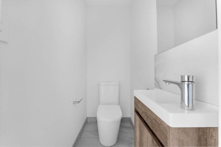 Photo of property in 99a Mahia Road, Wattle Downs, Auckland, 2103