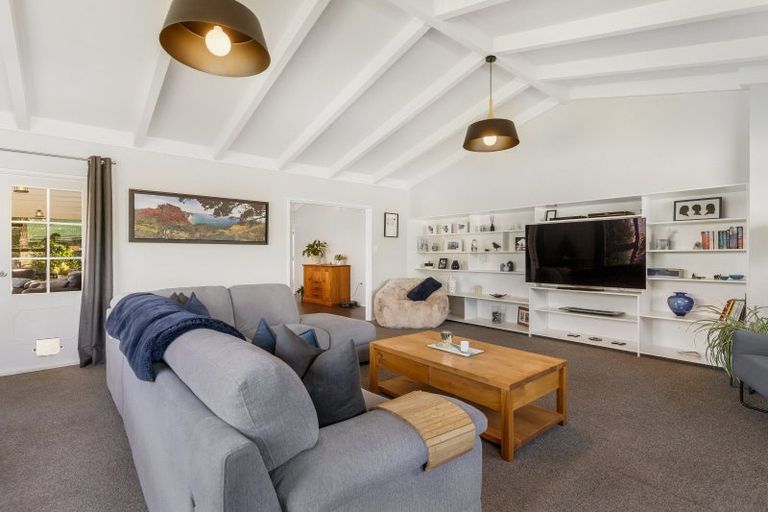 Photo of property in 8 Home Street, Winton, 9720