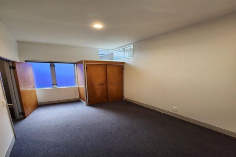Photo of property in 2/112 Mairangi Road, Wilton, Wellington, 6012