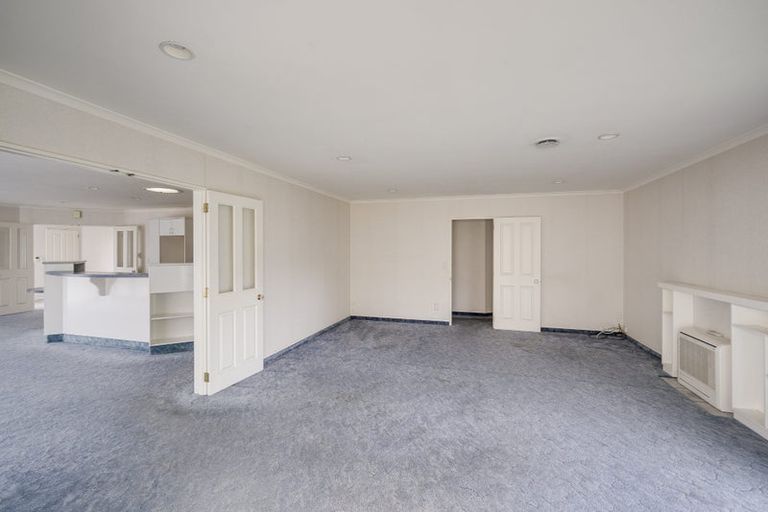 Photo of property in 3 Lowndes Place, Taradale, Napier, 4112