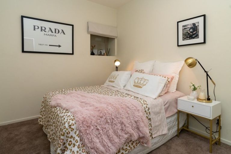 Photo of property in Stadium Garden Flats, 402/107 Thorndon Quay, Pipitea, Wellington, 6011