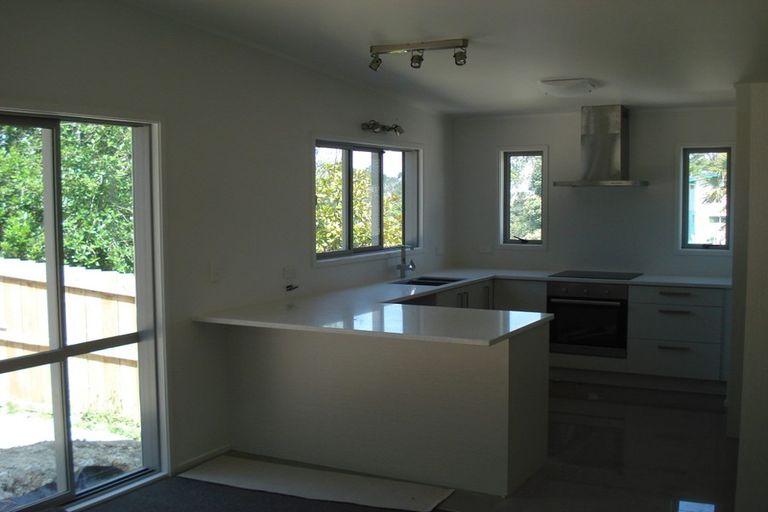 Photo of property in 187a Don Buck Road, Massey, Auckland, 0614