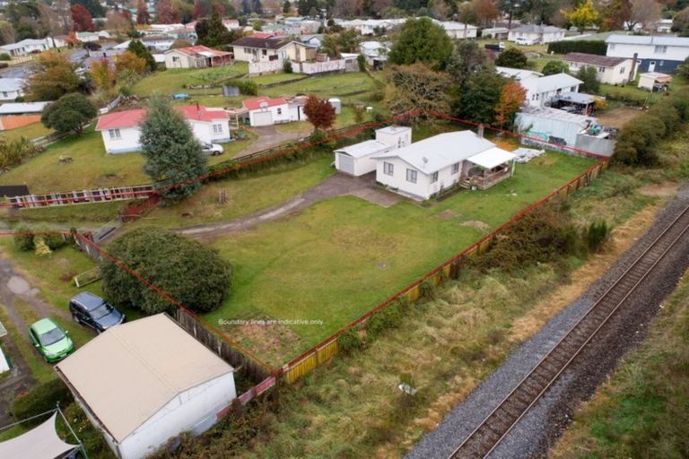 Photo of property in 33 Saint Andrews Drive, Tokoroa, 3420