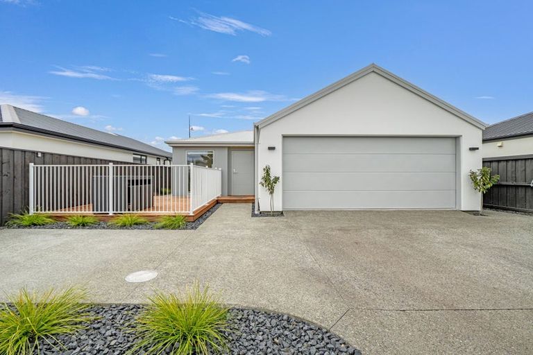 Photo of property in 26 Waituna Street, Pegasus, 7612