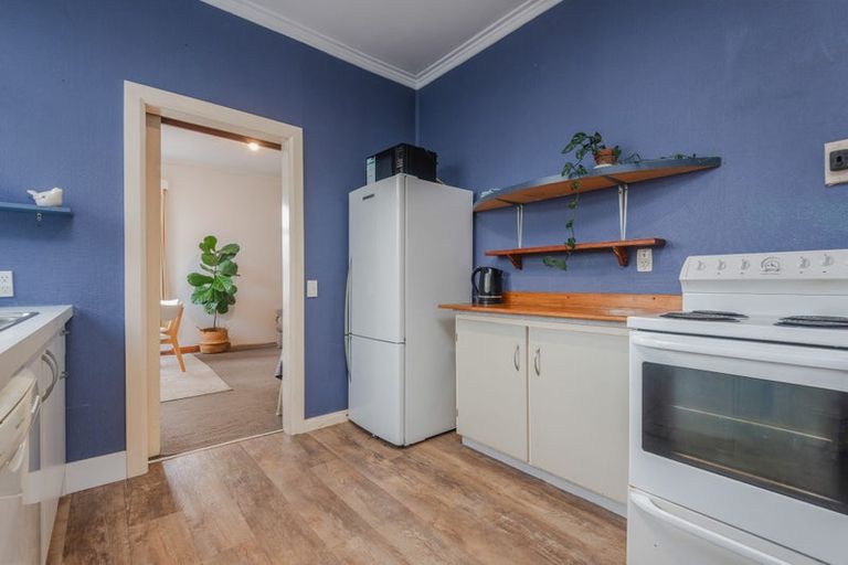 Photo of property in 6 Franklin Avenue, Hokowhitu, Palmerston North, 4410