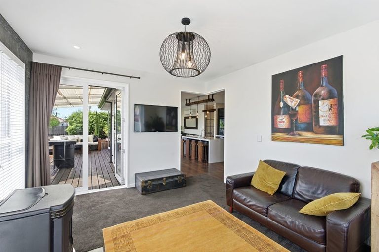 Photo of property in 112 Hills Road, Edgeware, Christchurch, 8013