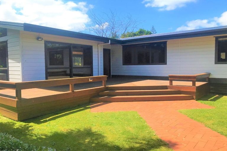 Photo of property in 6 Gaylands Place, Opaheke, Papakura, 2113