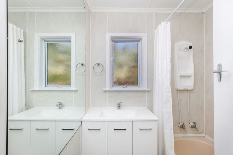 Photo of property in 41 Waimea Street, Westown, New Plymouth, 4310