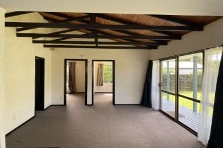 Photo of property in 7 Hilton Road, St Andrews, Hamilton, 3200