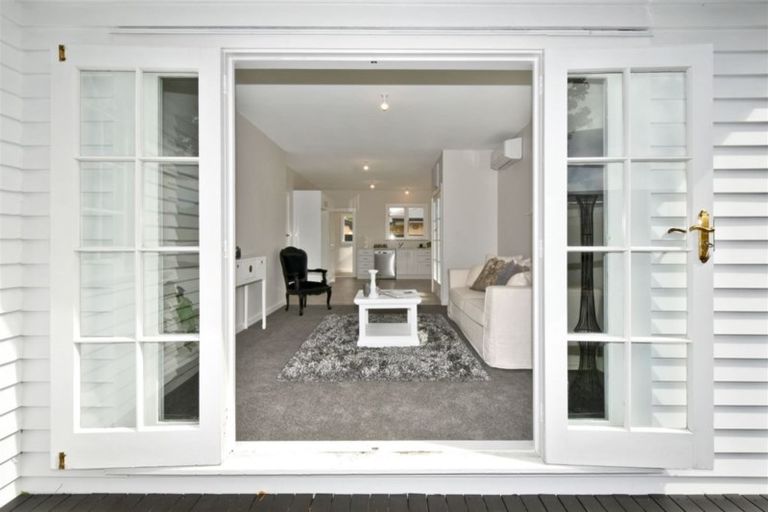 Photo of property in 219a Main North Road, Redwood, Christchurch, 8051