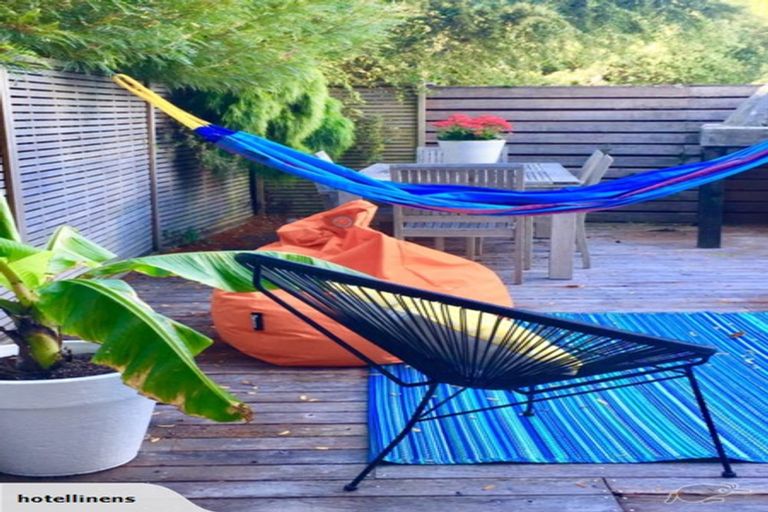 Photo of property in 24 Hillcrest Road, Hatfields Beach, Orewa, 0931