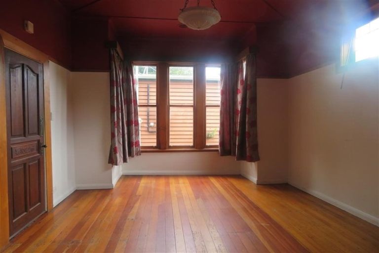 Photo of property in 1 Mortimer Terrace, Aro Valley, Wellington, 6021