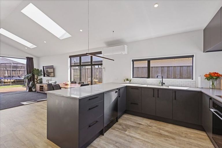 Photo of property in 24 Nathaniel Archer Street, Woodend, 7610