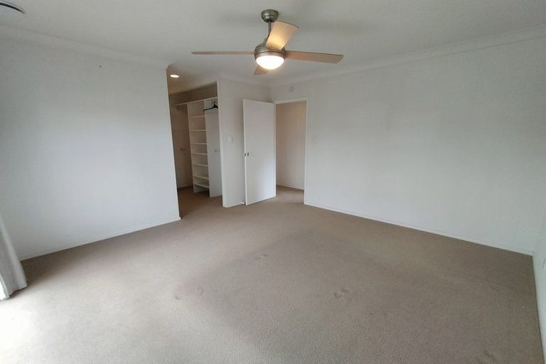 Photo of property in 20 Carriage Close, Northpark, Auckland, 2013