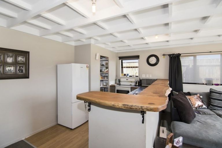 Photo of property in 1/1 Windlesham Place, Wakefield, 7025