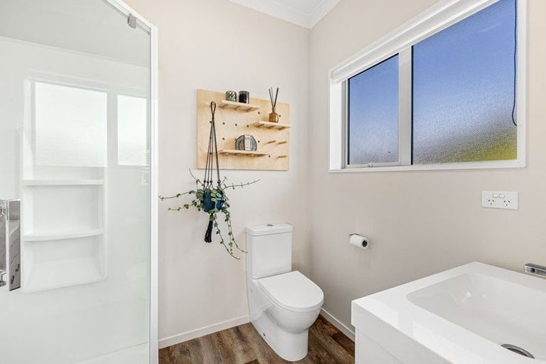 Photo of property in 36 Stapletons Road, Richmond, Christchurch, 8013