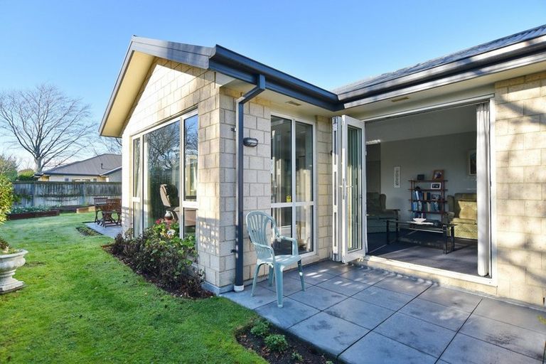 Photo of property in 36 Withells Road, Avonhead, Christchurch, 8042