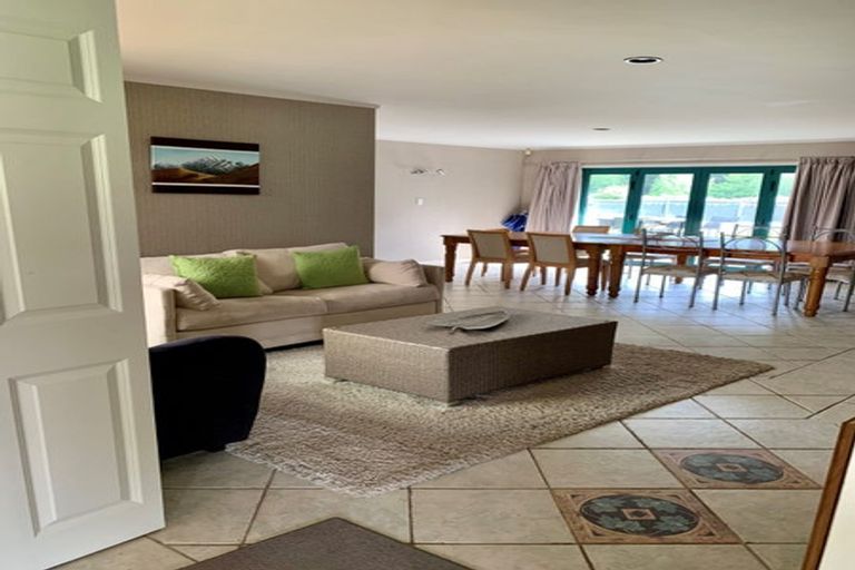 Photo of property in 76 Rangiora Road, Reikorangi, Waikanae, 5391