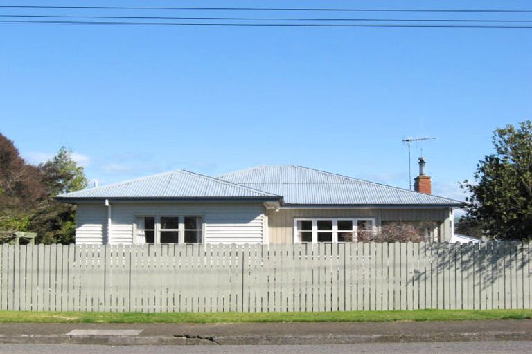 Photo of property in 10 Goodger Street, Waipukurau, 4200