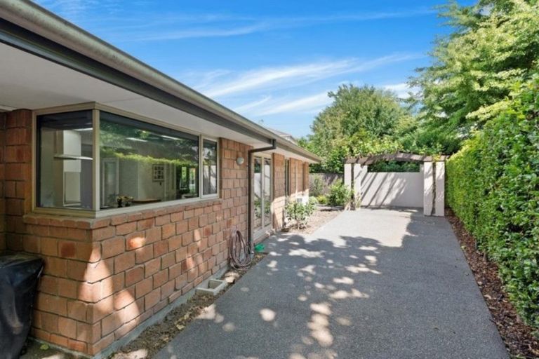 Photo of property in 4 Kilmuir Lane, Harewood, Christchurch, 8051