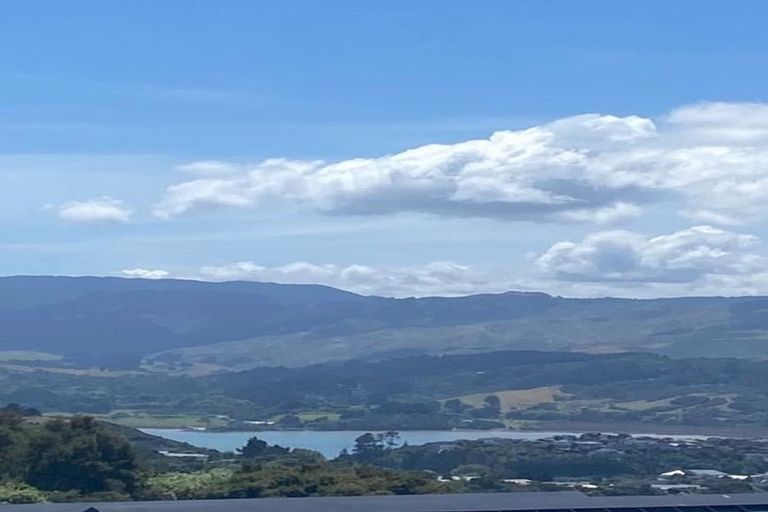 Photo of property in 5 Tai Lane, Whitby, Porirua, 5024