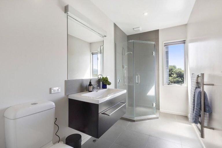 Photo of property in 4 Pinnacle Street, Seatoun, Wellington, 6022