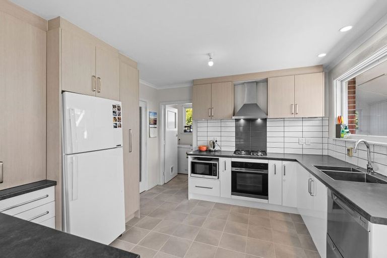 Photo of property in 10 Barclay Place, Burwood, Christchurch, 8061