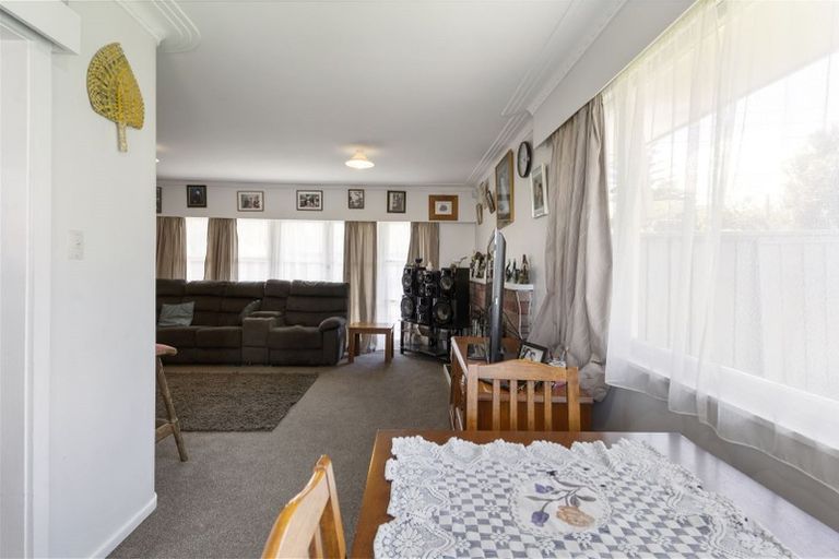 Photo of property in 39 Christmas Road, Manurewa, Auckland, 2102