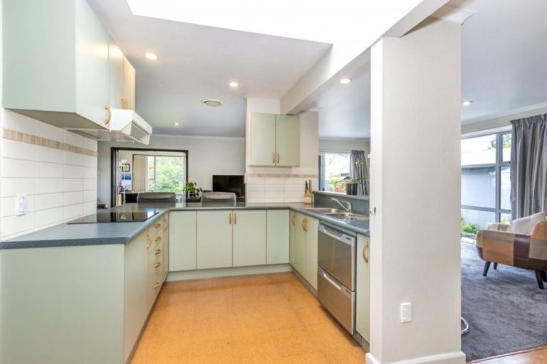 Photo of property in 5 Nyoli Street, Northcote, Christchurch, 8052