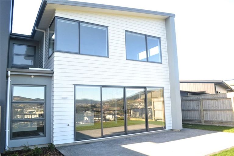 Photo of property in 18a Omaka Place, Aotea, Porirua, 5024