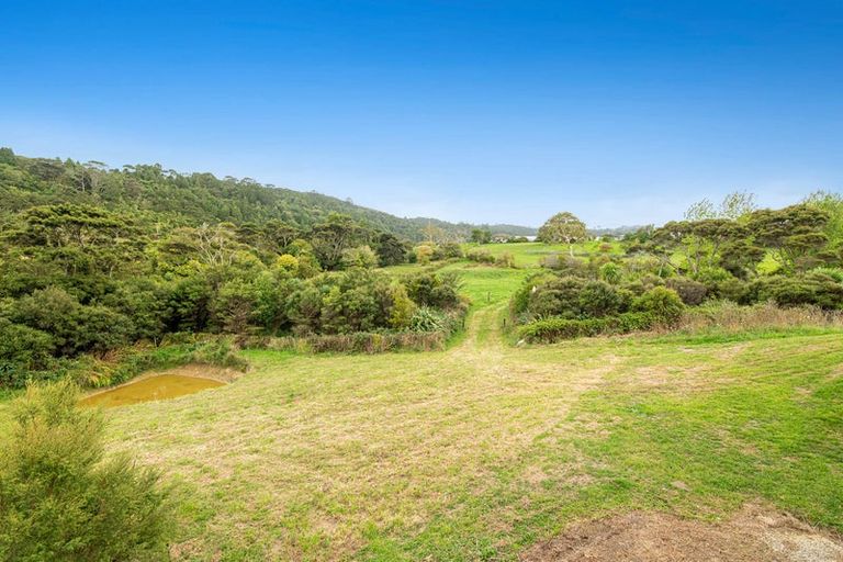 Photo of property in 83 Kanohi Road, Kaukapakapa, 0873