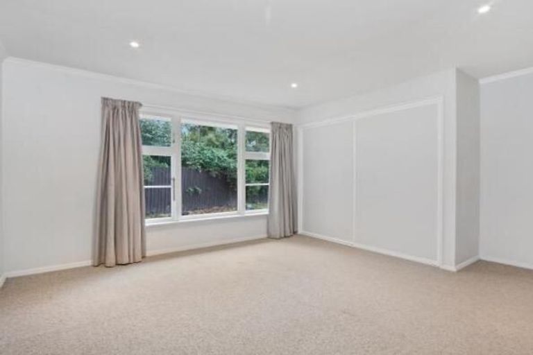 Photo of property in 33a Garreg Road, Fendalton, Christchurch, 8052