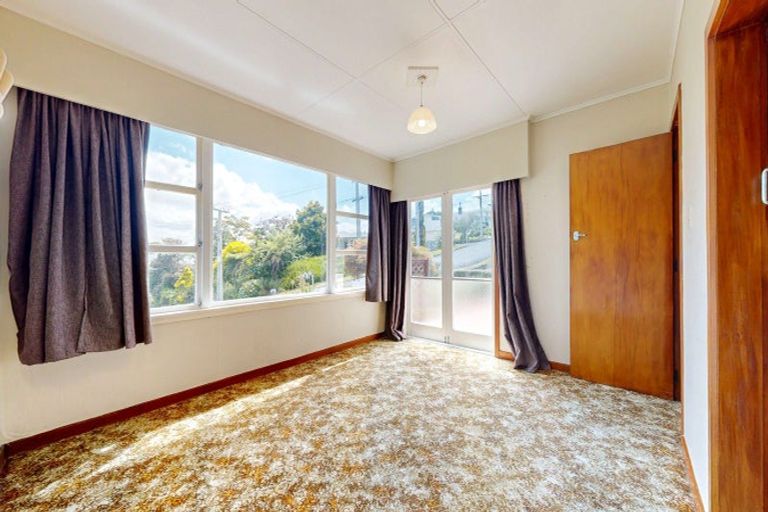 Photo of property in 134 Brunton Crescent, Thames, 3500