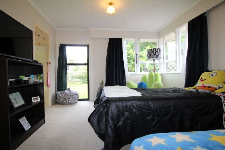 Photo of property in 19 Island View Road, Western Heights, Rotorua, 3015