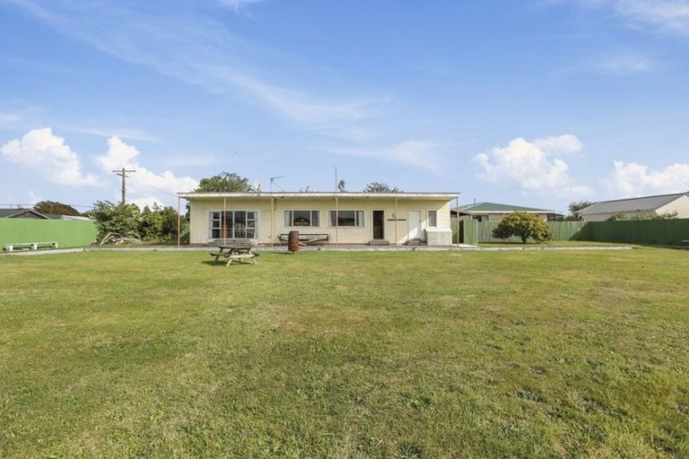 Photo of property in 49 King Edward Street, Eltham, 4322