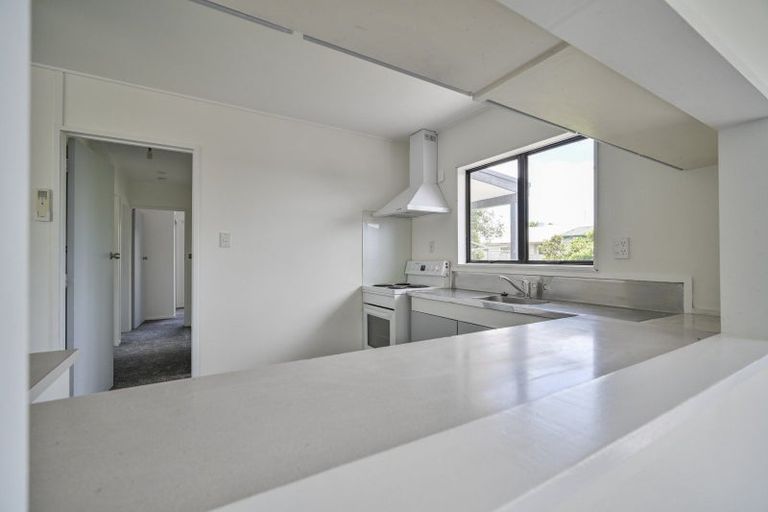 Photo of property in 28 Ramsey Crescent, Flaxmere, Hastings, 4120