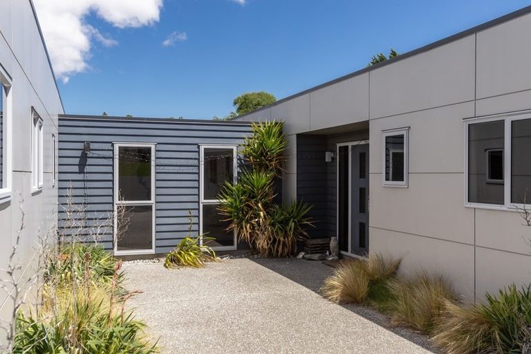 Photo of property in 7 Walnut Grove, Alexandra, 9320