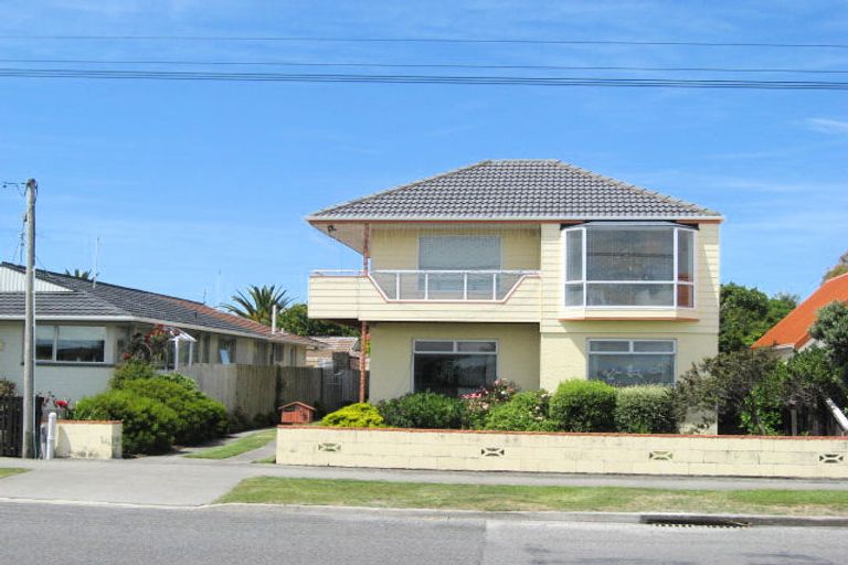 Photo of property in 409 Estuary Road, South New Brighton, Christchurch, 8062